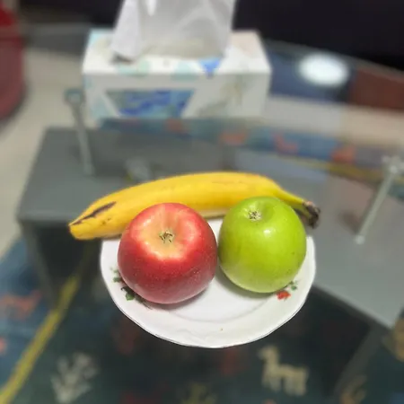 Yellow House * كريفيلد