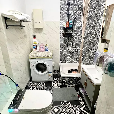 Yellow House شقة كريفيلد